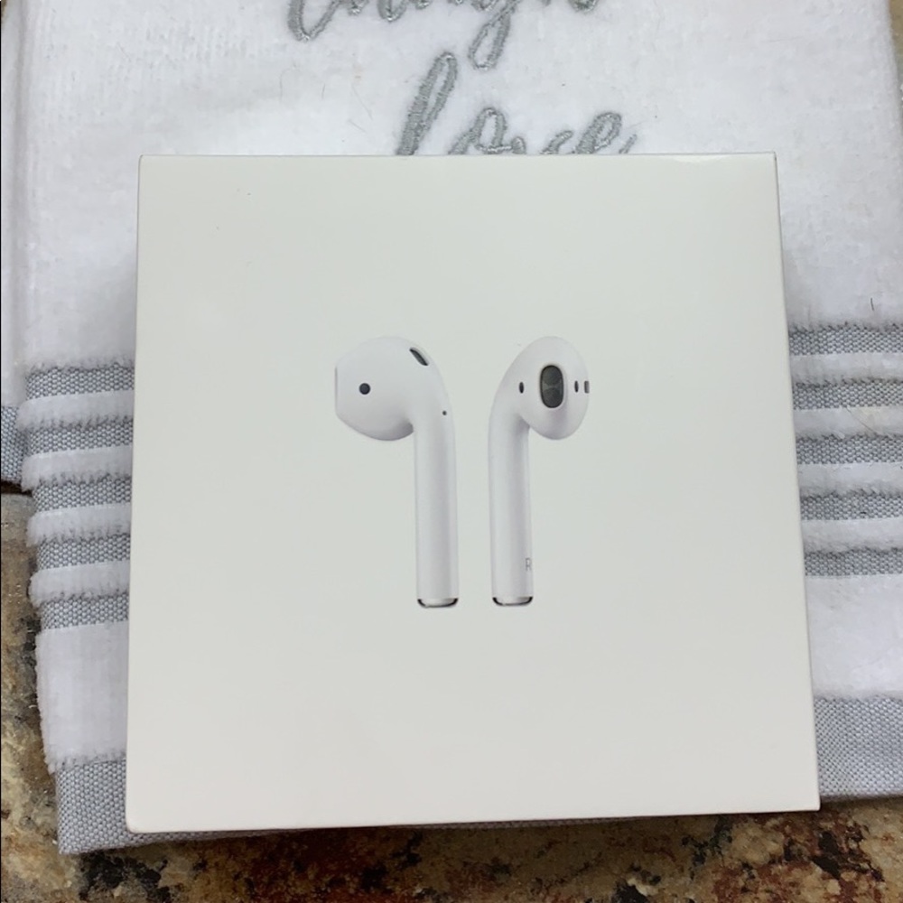 🔴SOLD🔴. Apple AirPods